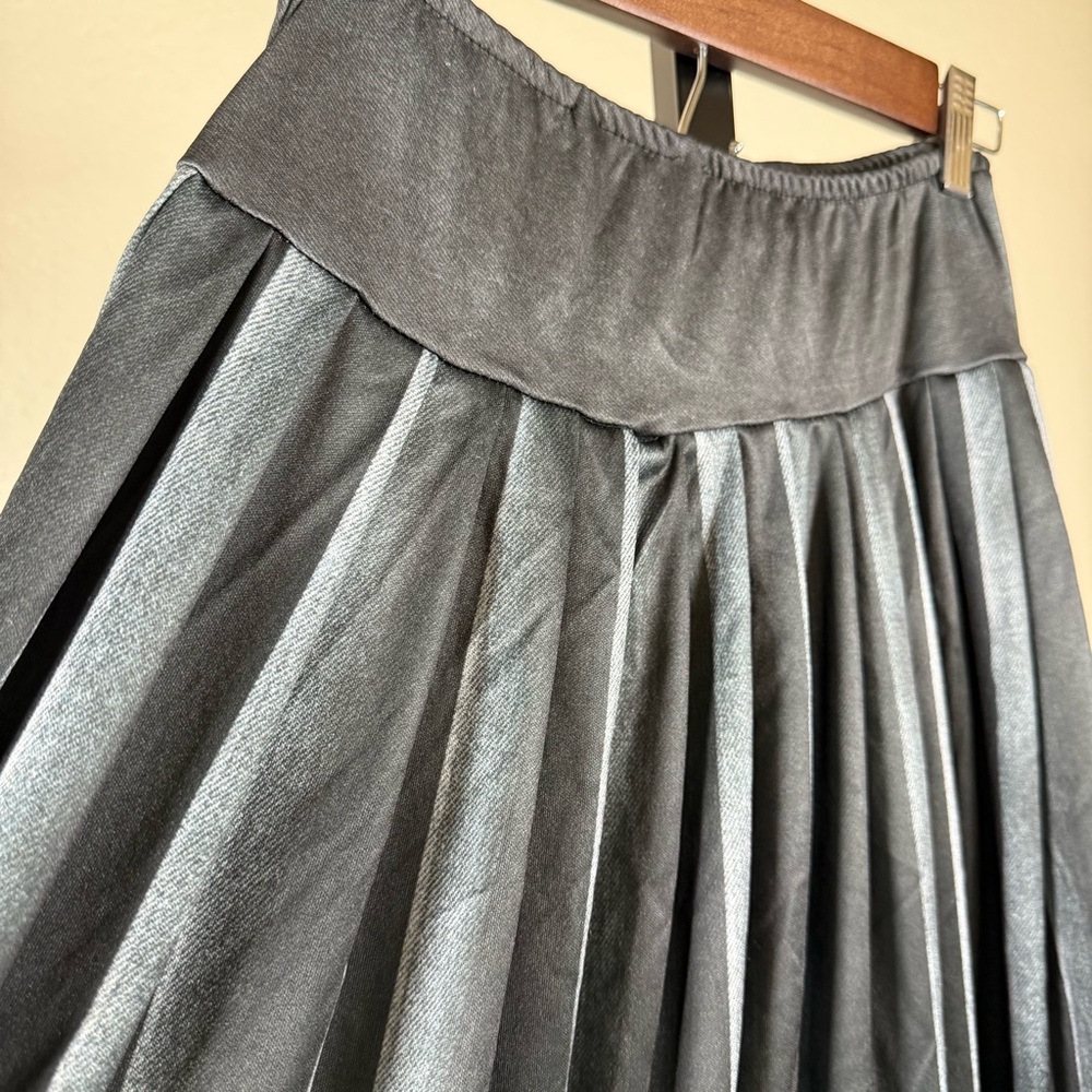 Wednesday Addams Pleated Maxi Skirt Small Charcoal Gray Gothcore Cosplay School - Picture 5 of 10